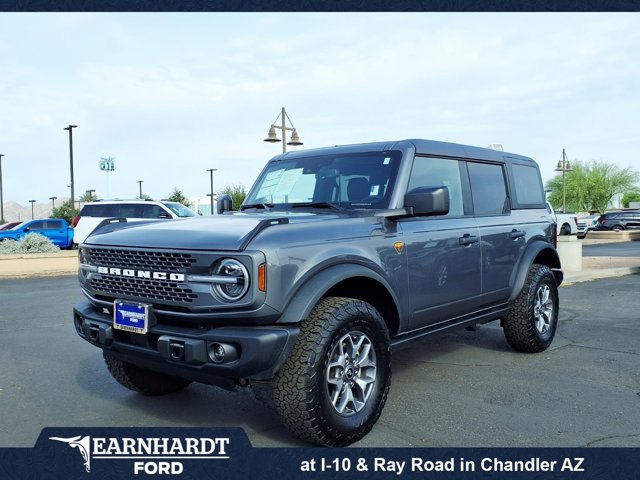 2025 Ford Bronco Badlands Image 1 of 25