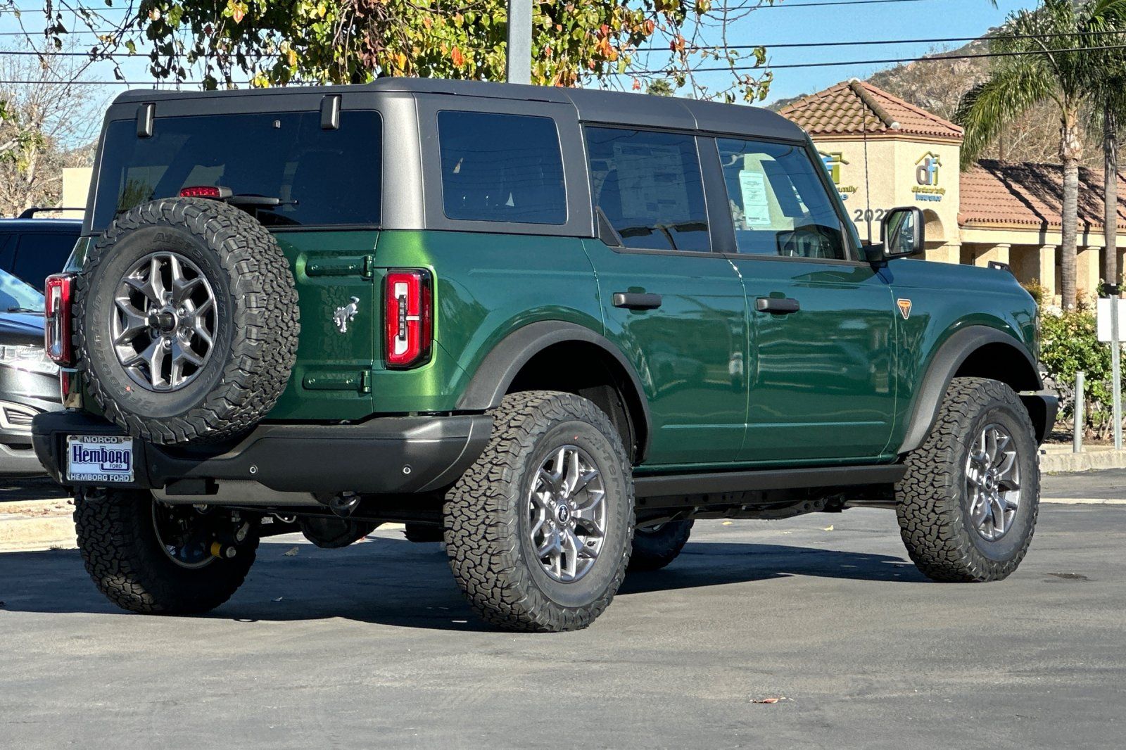 2025 Ford Bronco Badlands Image 6 of 29
