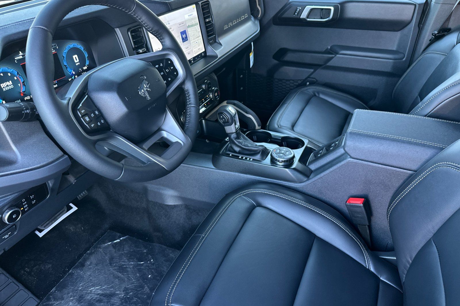 2025 Ford Bronco Badlands Image 28 of 29