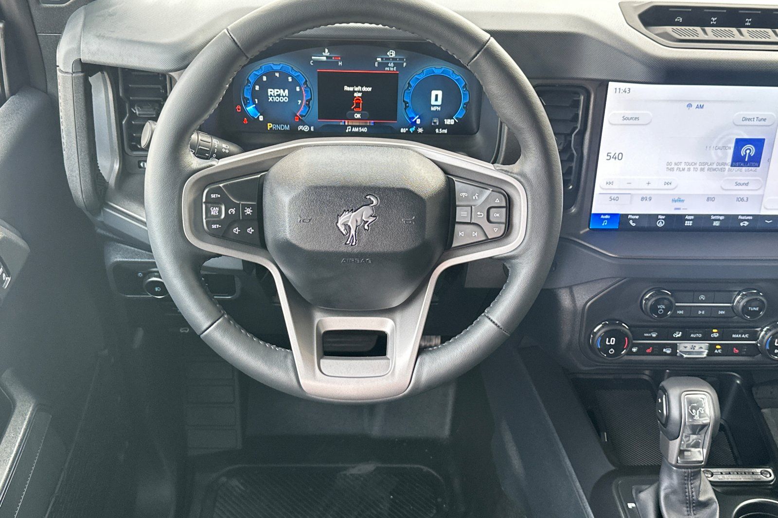 2025 Ford Bronco Badlands Image 14 of 29