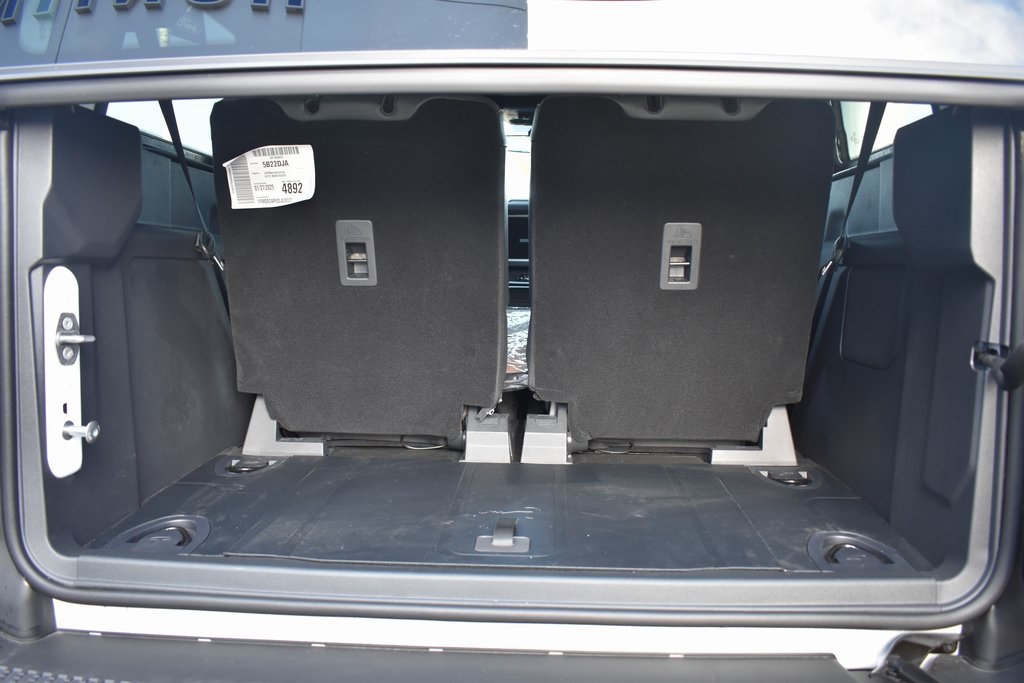Vehicle image 19 of 35