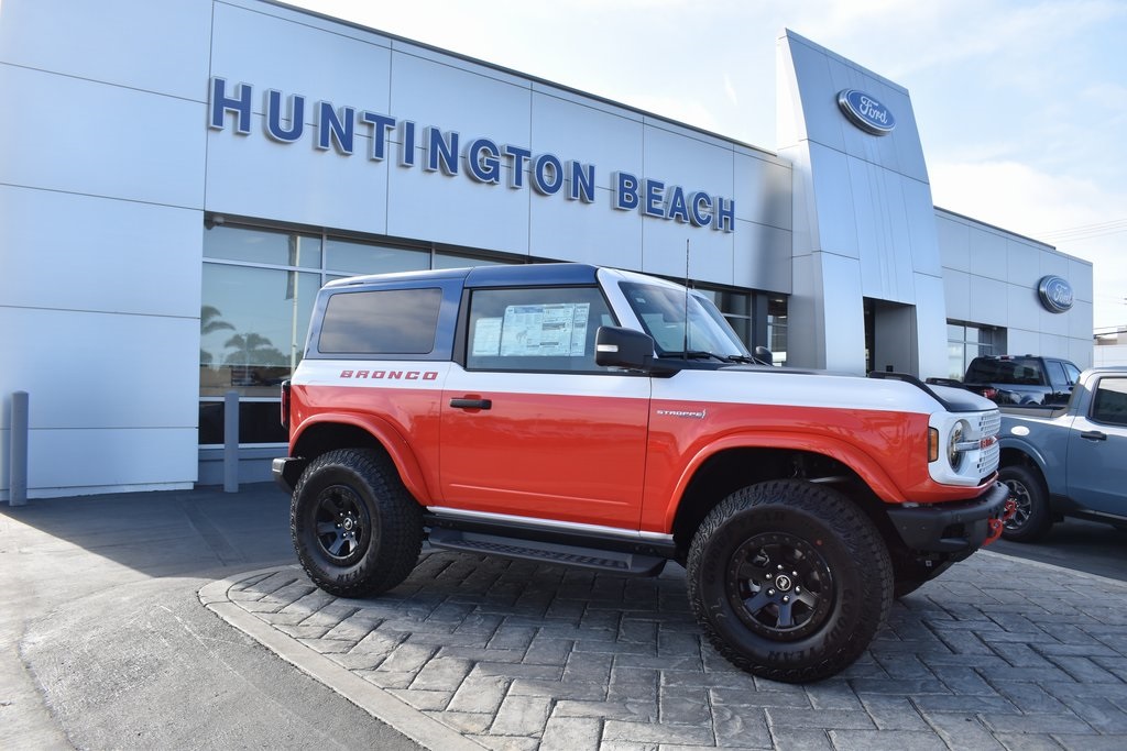 Vehicle image 4 of 35