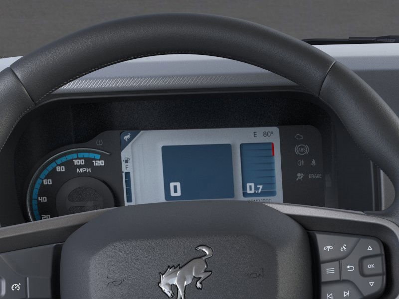 2025 Ford Bronco Base Image 18 of 25