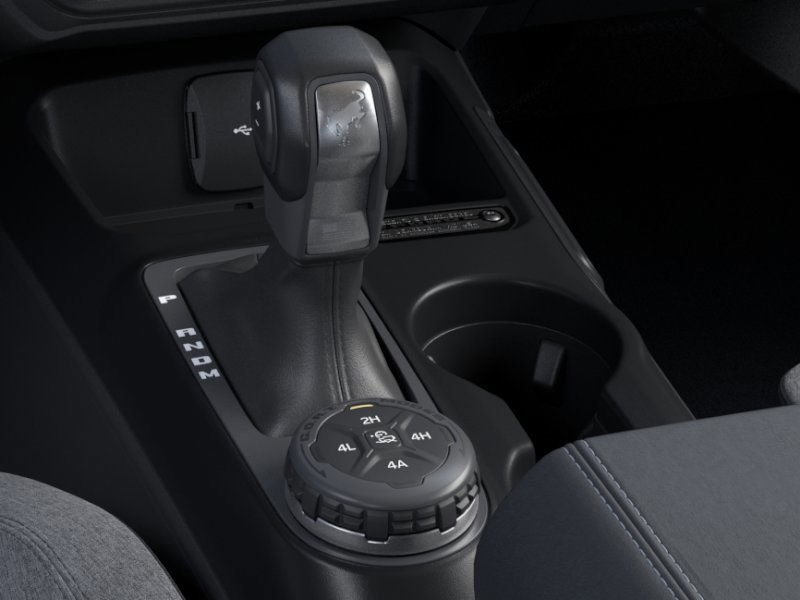 2025 Ford Bronco Base Image 20 of 25