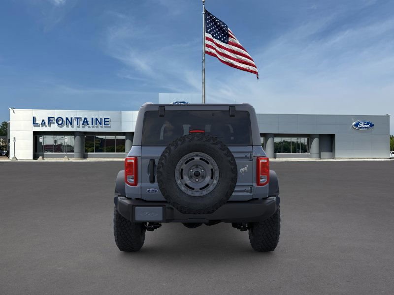 2025 Ford Bronco Base Image 5 of 25