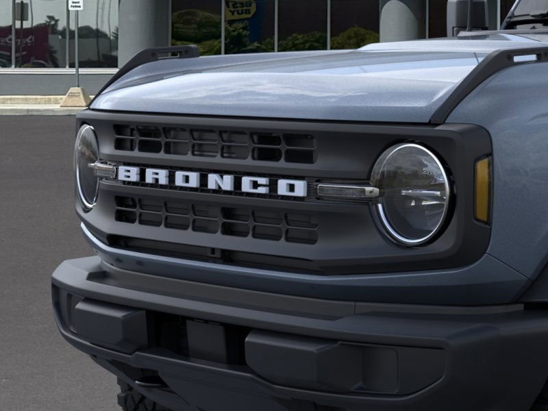 2025 Ford Bronco Base Image 22 of 25