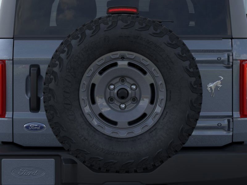 2025 Ford Bronco Base Image 10 of 25