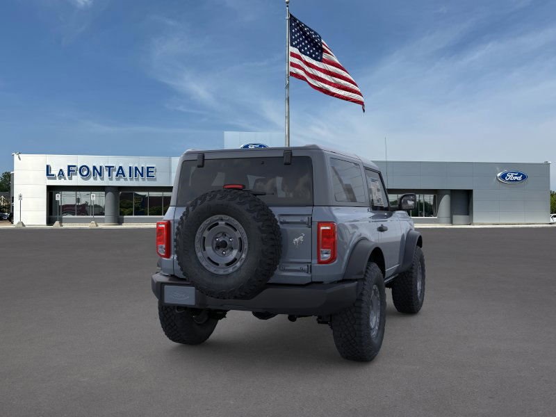 2025 Ford Bronco Base Image 6 of 25