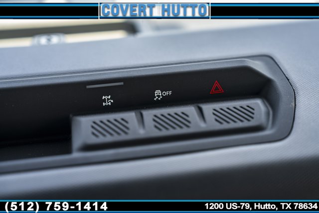 Vehicle image 27 of 28