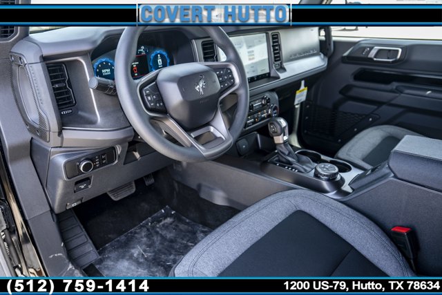 Vehicle image 13 of 28
