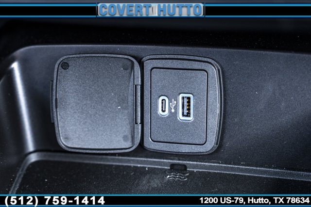Vehicle image 23 of 28