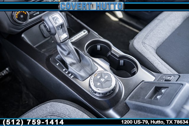 Vehicle image 21 of 28