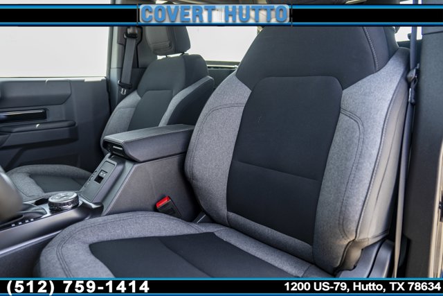 Vehicle image 15 of 28