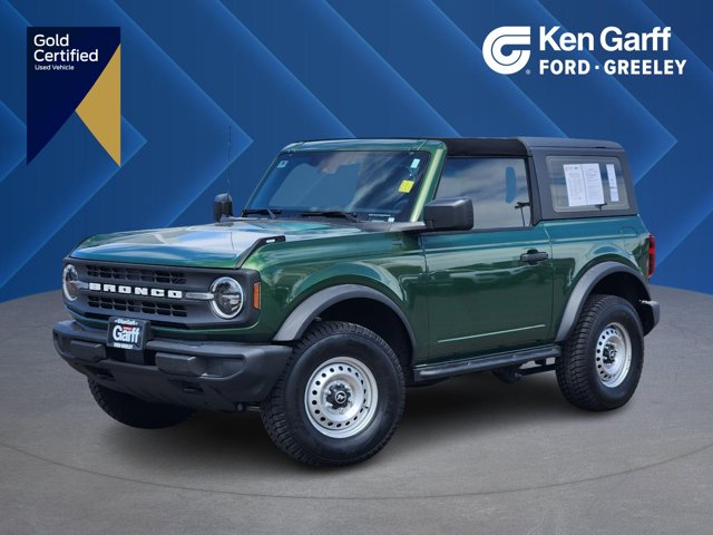 2025 Ford Bronco Base Image 2 of 41