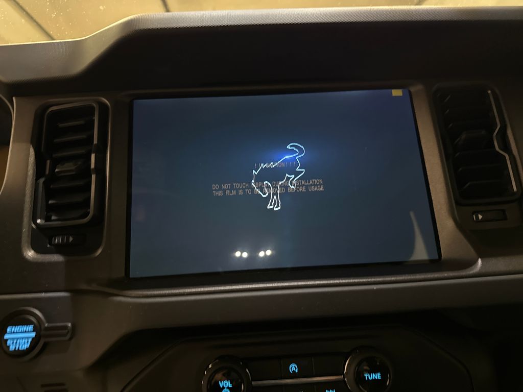 2025 Ford Bronco Base Image 16 of 24