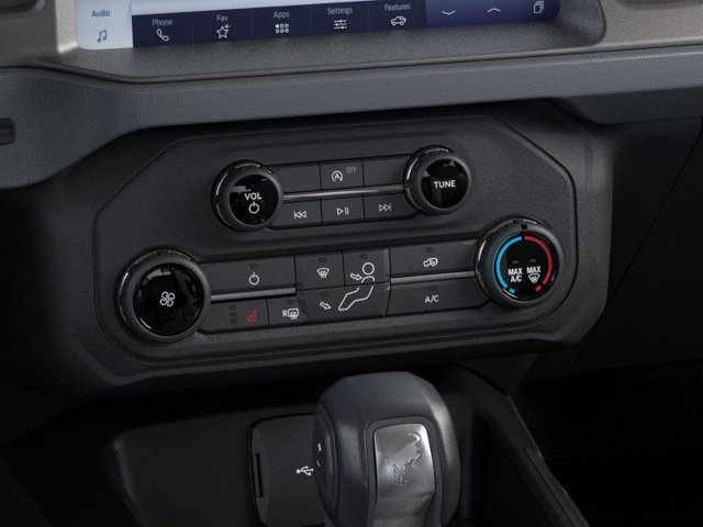 2025 Ford Bronco Base Image 24 of 25