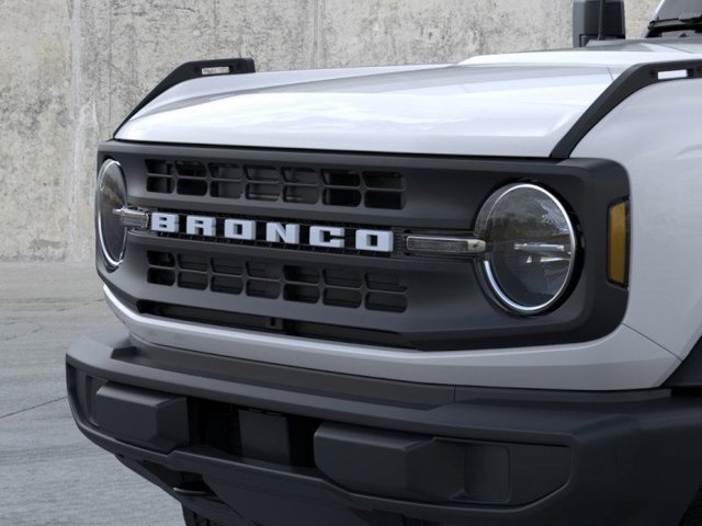 2025 Ford Bronco Base Image 22 of 25
