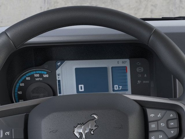 2025 Ford Bronco Base Image 18 of 25
