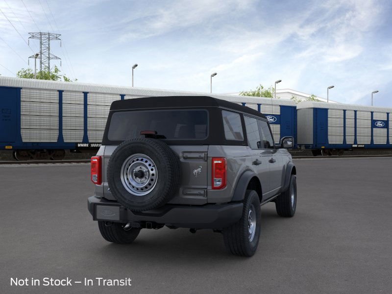 Vehicle image 8 of 25