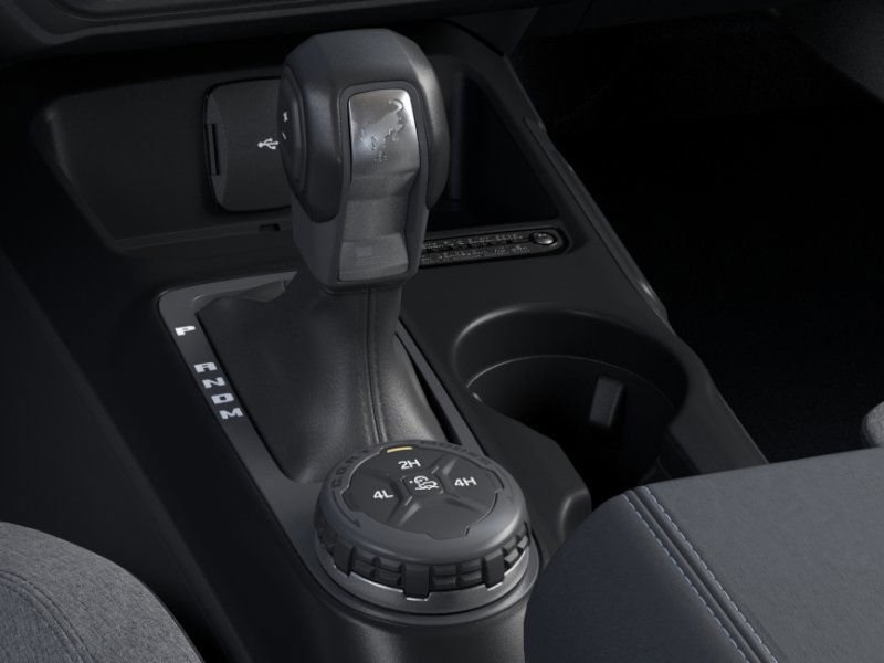 Vehicle image 17 of 25