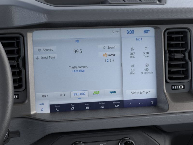 Vehicle image 15 of 25