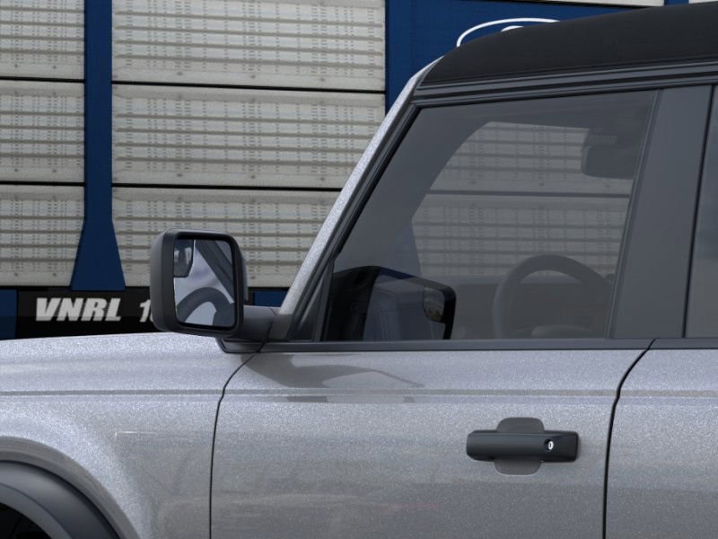 Vehicle image 22 of 25