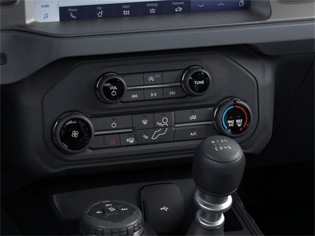 2025 Ford Bronco Base Image 20 of 25