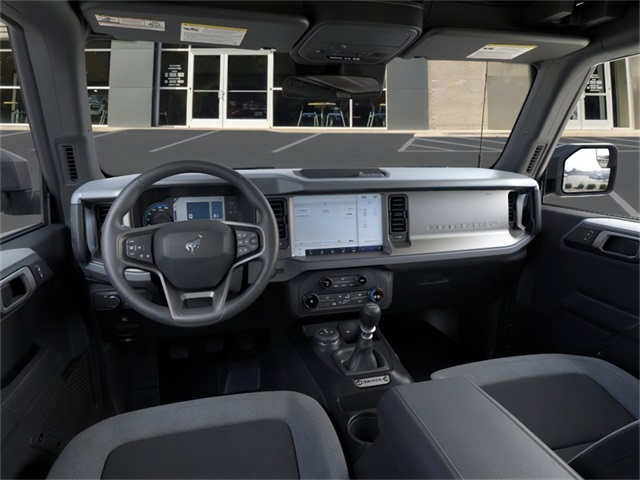 2025 Ford Bronco Base Image 15 of 25