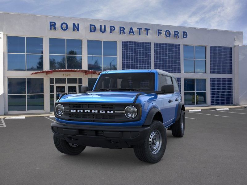 2025 Ford Bronco Base Image 3 of 26
