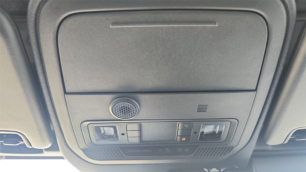 2025 Ford Bronco Base Image 20 of 31