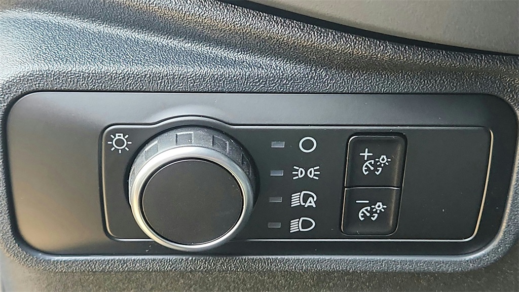 2025 Ford Bronco Base Image 26 of 31