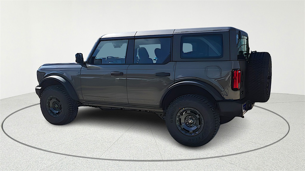 2025 Ford Bronco Base Image 7 of 31