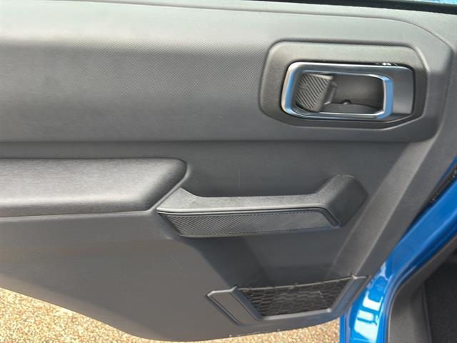 2025 Ford Bronco Base Image 20 of 26