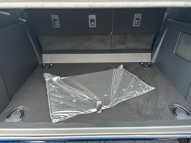 2025 Ford Bronco Base Image 9 of 26