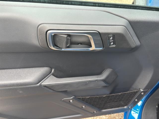 2025 Ford Bronco Base Image 21 of 26
