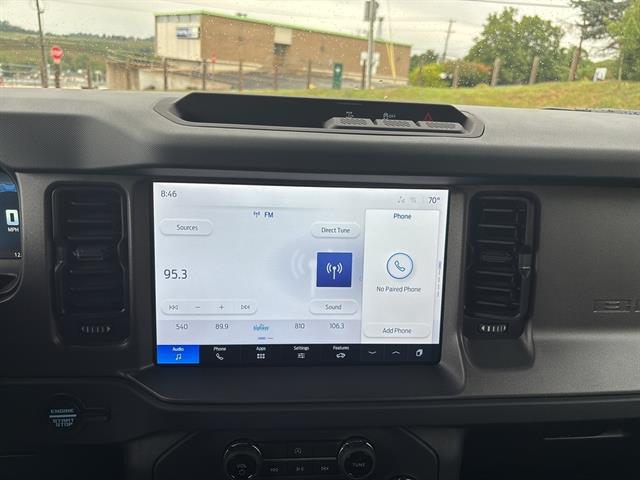 2025 Ford Bronco Base Image 18 of 26