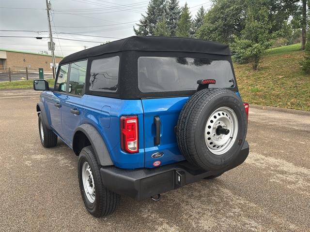 2025 Ford Bronco Base Image 6 of 26