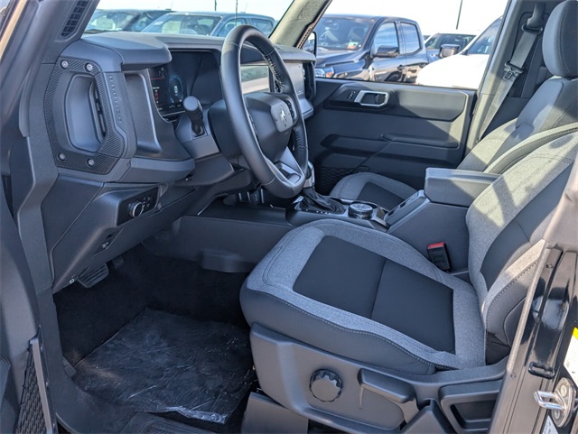 2025 Ford Bronco Big Bend Image 6 of 16