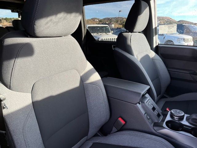 2025 Ford Bronco Big Bend Image 12 of 32