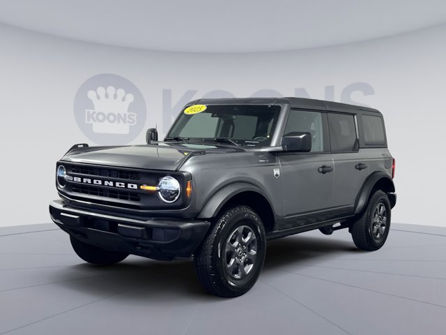 2025 Ford Bronco Big Bend Image 2 of 33