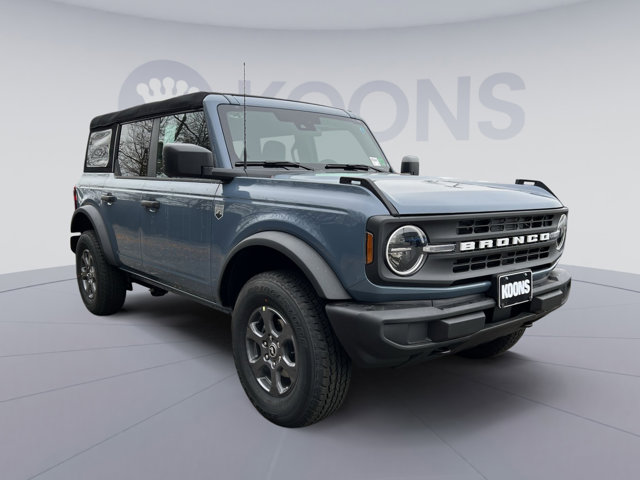 2025 Ford Bronco Big Bend Image 3 of 24