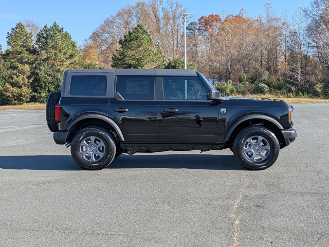 2025 Ford Bronco Big Bend Image 5 of 33