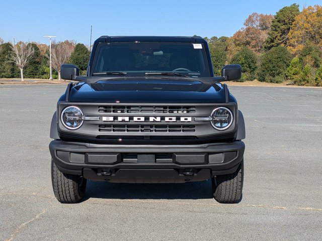 2025 Ford Bronco Big Bend Image 2 of 33