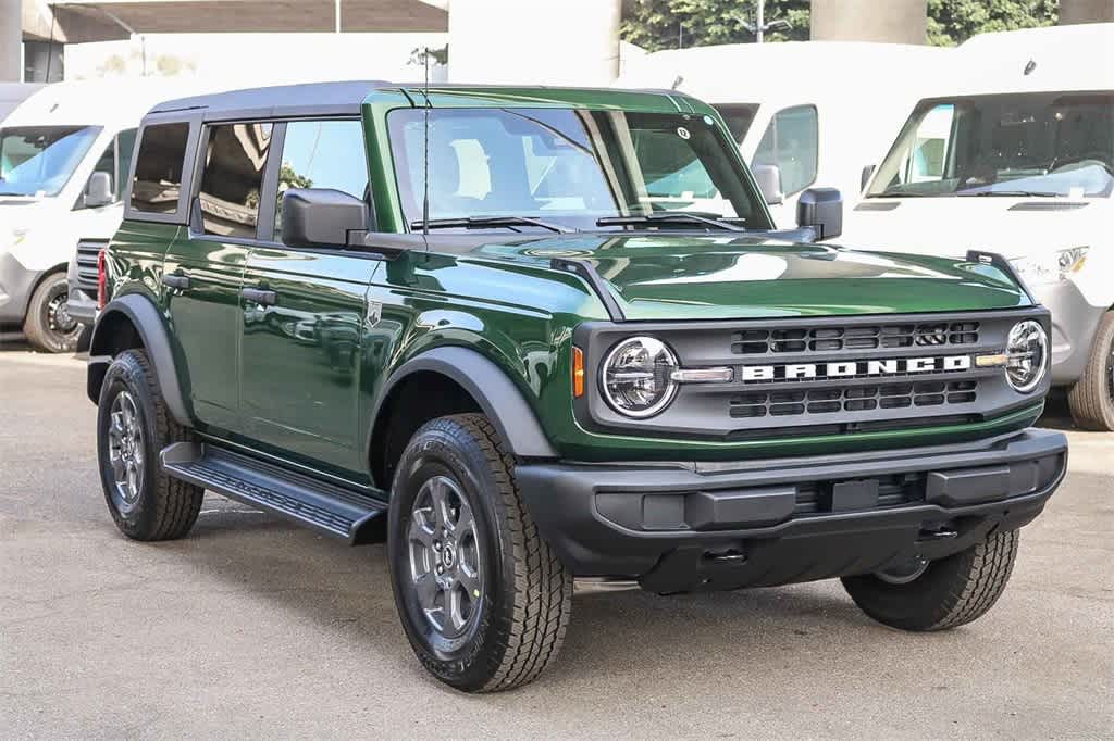 2025 Ford Bronco Big Bend Image 3 of 28