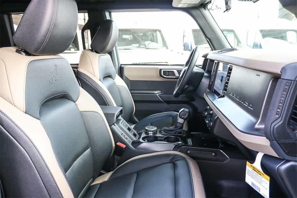 2025 Ford Bronco Big Bend Image 11 of 28