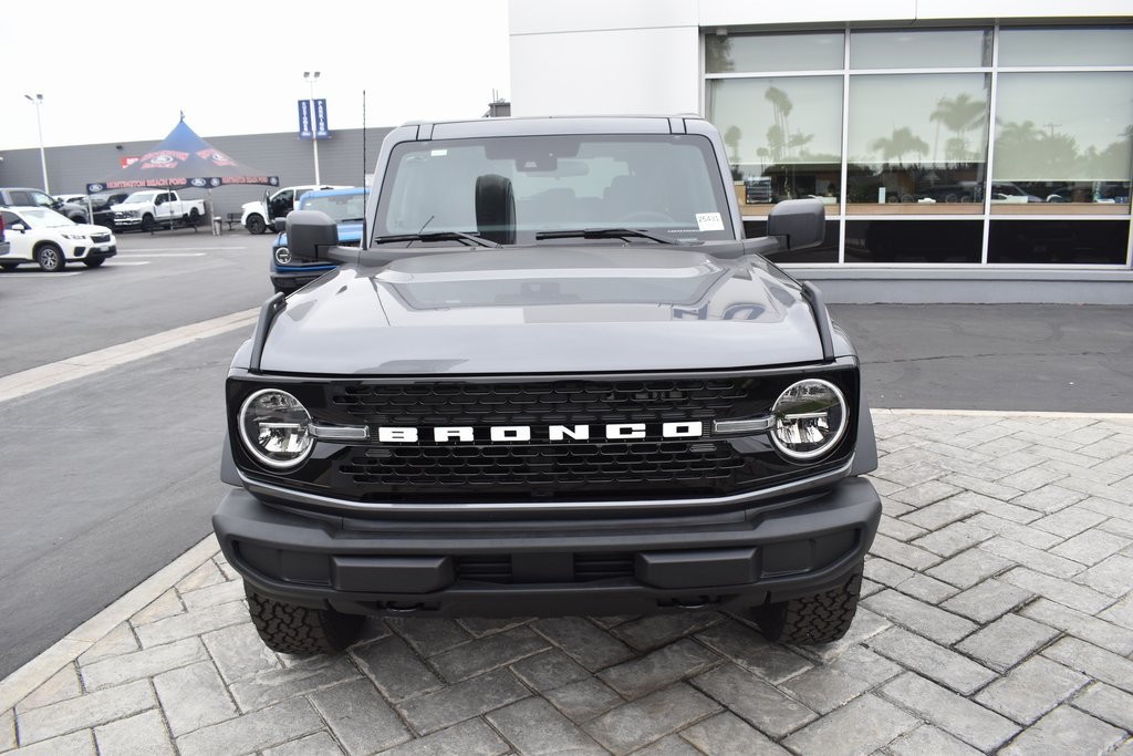 Vehicle image 2 of 42