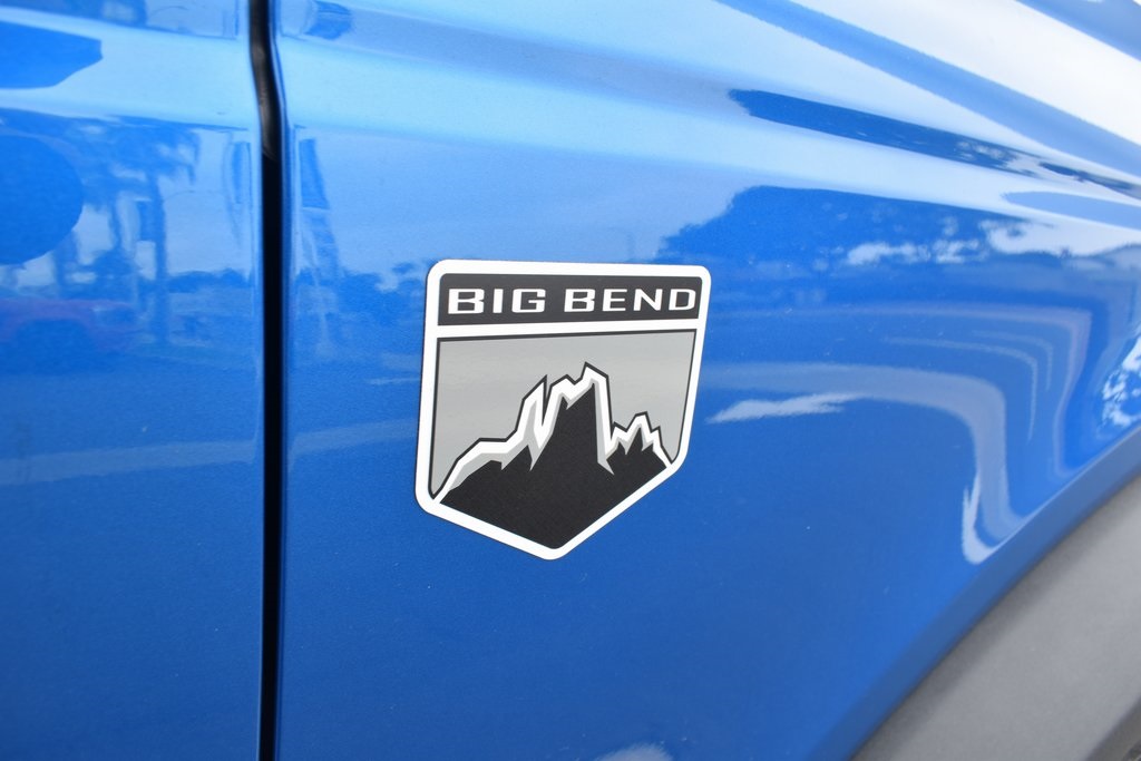 Vehicle image 34 of 42