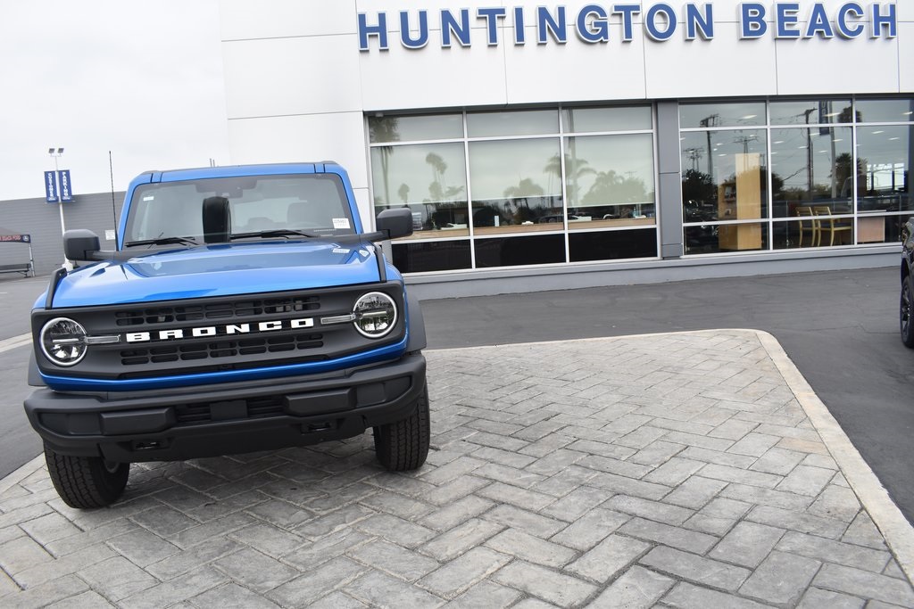 Vehicle image 2 of 22