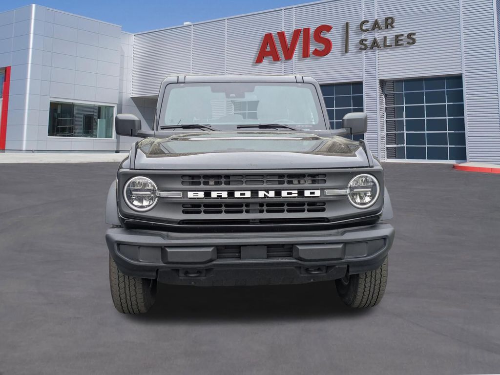 2025 Ford Bronco Big Bend Image 2 of 35