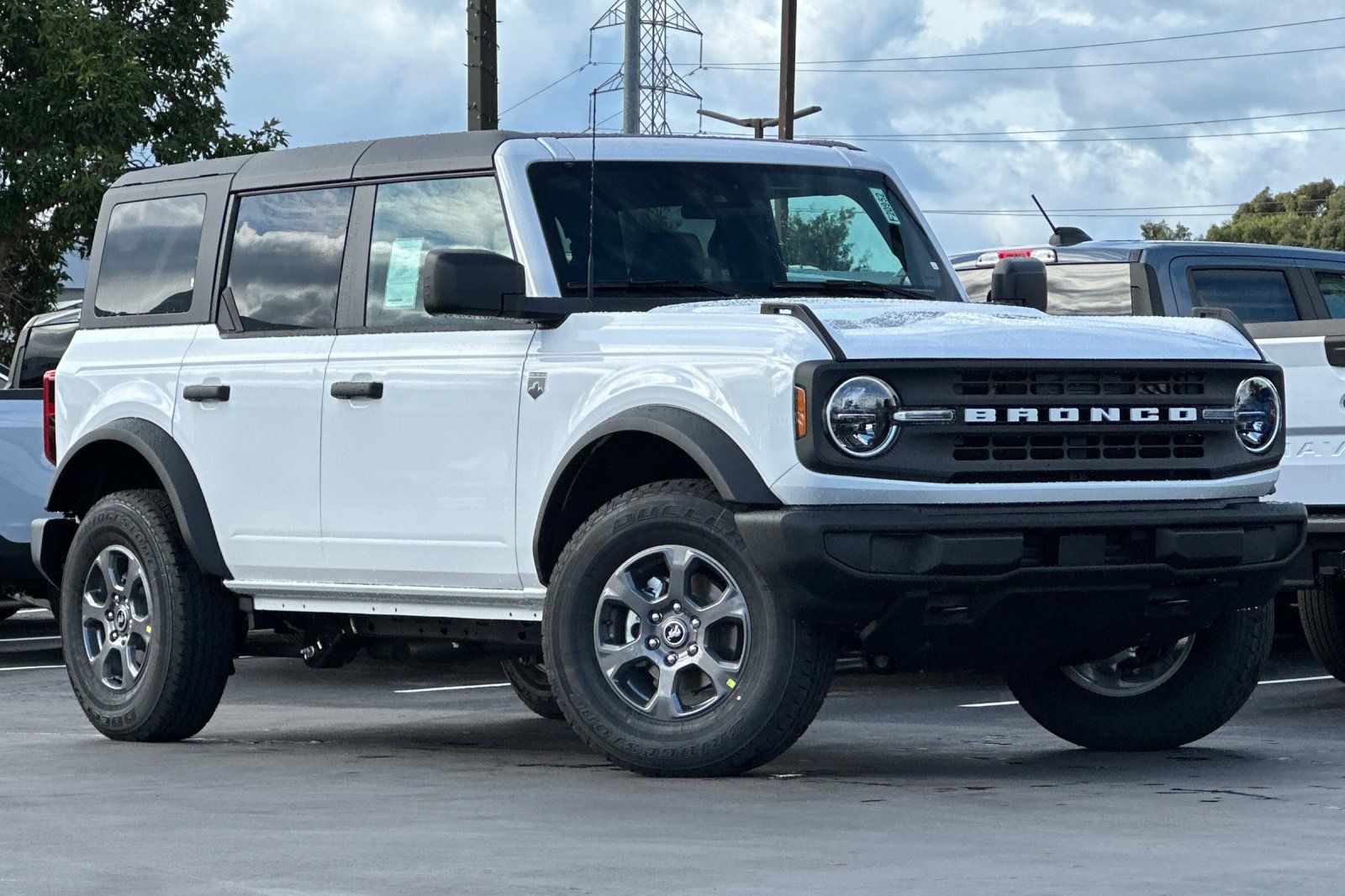 2025 Ford Bronco Big Bend Image 3 of 28